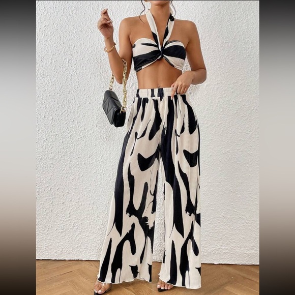 Two Piece Outfits Graphic Print Halter Top & Wide Leg Pants - Picture 2 of 11